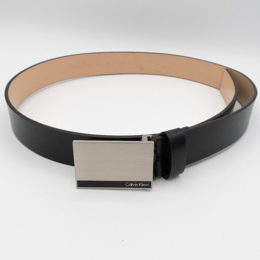 Calvin Klein Black Leather Belt Size 36 Old Money Minimalist Modern Buckle